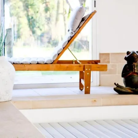 La Maison De Solange “ Charme, Piscine Et Spa “ Lirey