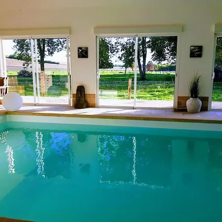 La Maison De Solange “ Charme, Piscine Et Spa “ 別荘