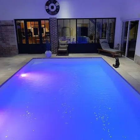 別荘 La Maison De Solange “ Charme, Piscine Et Spa “ *